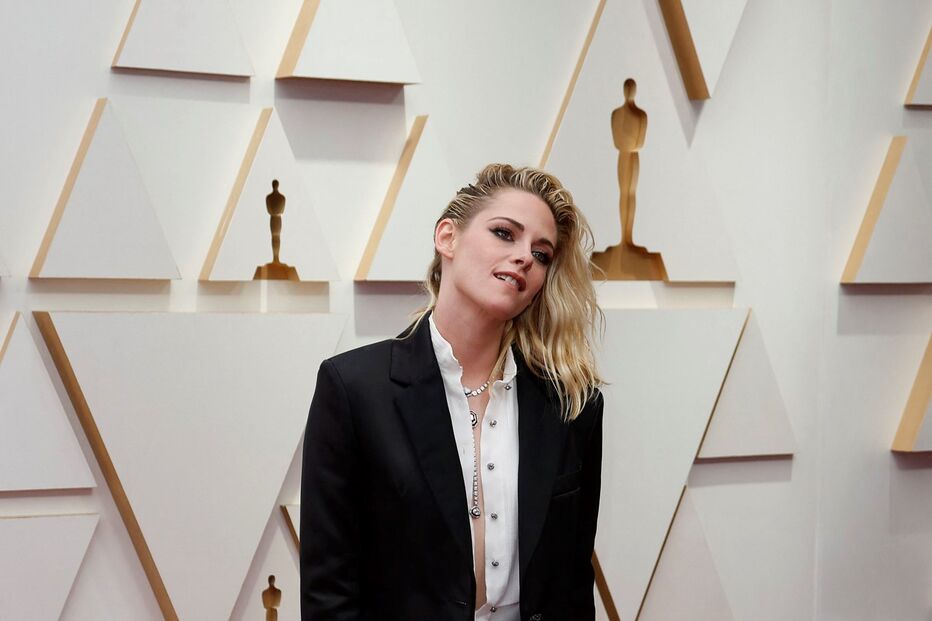 Kristen Stewart na passadeira vermelha dos Óscares