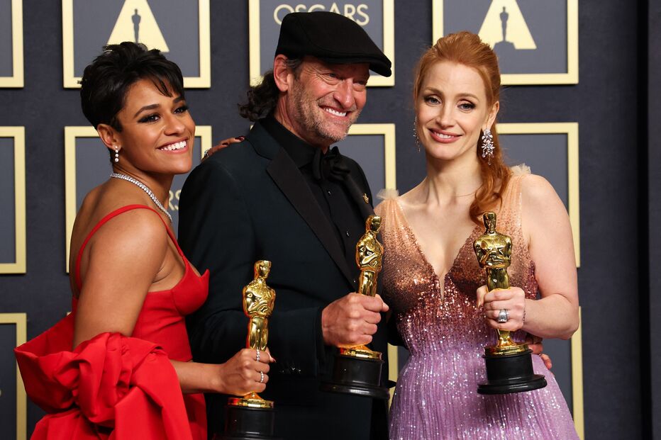 2022-03-28_10_34_34 2022-03-28T045032Z_1028008688_HP1EI3S0DG5G0_RTRMADP_3_AWARDS-OSCARS.JPG