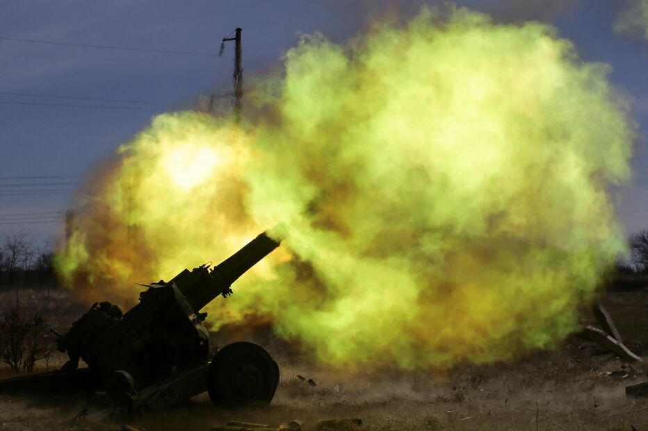 invasão russa, conflitos, guerra, ucrânia, militares, bombardeamentos
