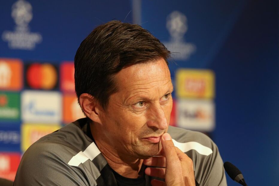 Roger Schmidt tem 55 anos e é treinador do PSV Eindhoven