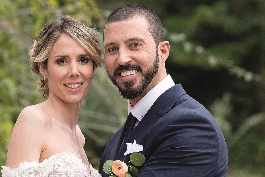 Tiago e Dina foram o primeiro casal a subir ao altar