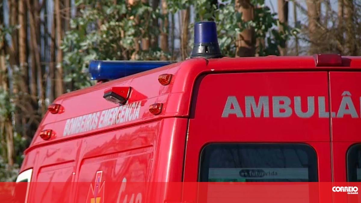 Cinco feridos incluindo um bebé em colisão na Feira – Portugal