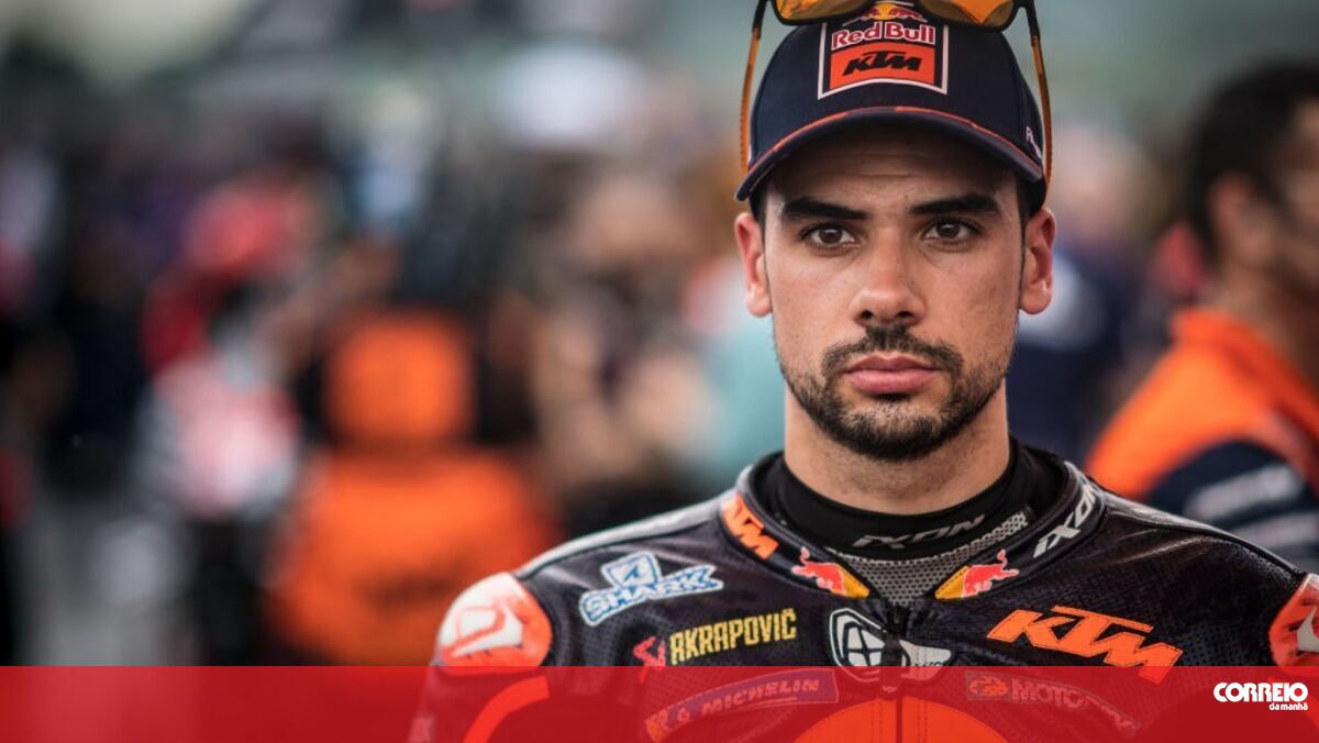 Miguel Oliveira wants to increase his win list with KTM and takes on “100% Commitment”. Miguel Oliveira wants to increase his win list with KTM and takes on “100% Commitment”.