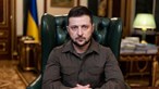 Zelensky diz que Ucrânia precisa de sanções 'poderosas' do Ocidente contra a Rússia dignas dos 'cocktails Molotov'