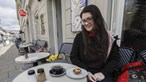 'Menina de vermelho' em ‘A Lista de Schindler’ sonha casar em Portugal, é fã de Figo e ajuda refugiados da Ucrânia