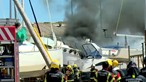Vários barcos destruídos por incêndio que deflagrou num estaleiro em Olhão. Veja as imagens
