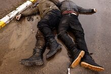 Corpos encontrados em Bucha com sinais de tortura