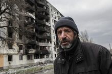 destruição, ucrânia, Borodyanka, guerra, homem