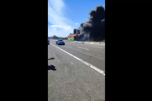 Autocarro incendeia-se na A8	