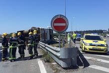 2022-04-18_13_55_16 acidente a41.jpg