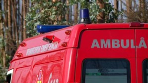 PSP salva homem de carro em chamas no Parque de Oliveiras em Loures