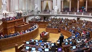 Assembleia da República debate na sexta-feira alterações ao financiamento dos partidos e campanhas