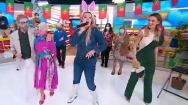 Micaela canta o novo tema 