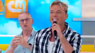 'Baby Silicone' é uma das músicas do novo álbum de Sérgio Rossi