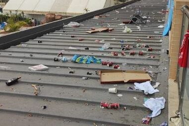 Vários jovens estudantes finalistas portugueses estão a criar desacatos no Hotel Gran Duque
