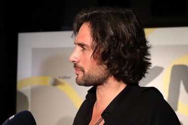 Ator surgiu com o seu ‘novo’ nariz na antestreia de um filme