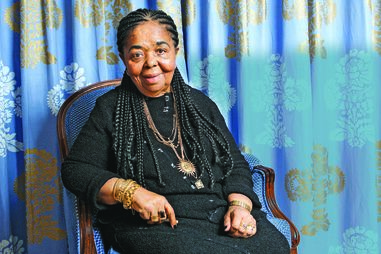 Cesária Évora morreu a 17 de dezembro de 2011 na ilha de São Vicente, em Cabo Verde 