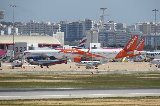 easyjet aumentou rotas de voos 