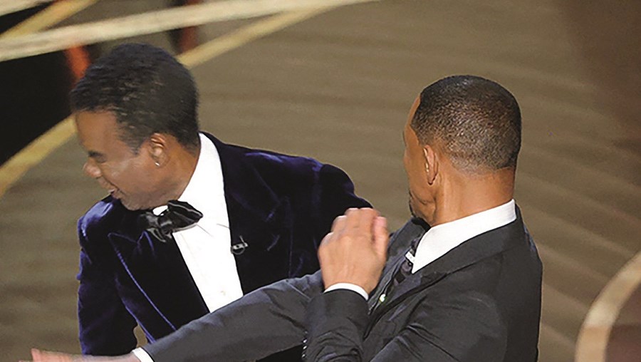 O momento em que Will Smith agrediu Chris Rock na gala dos Óscares