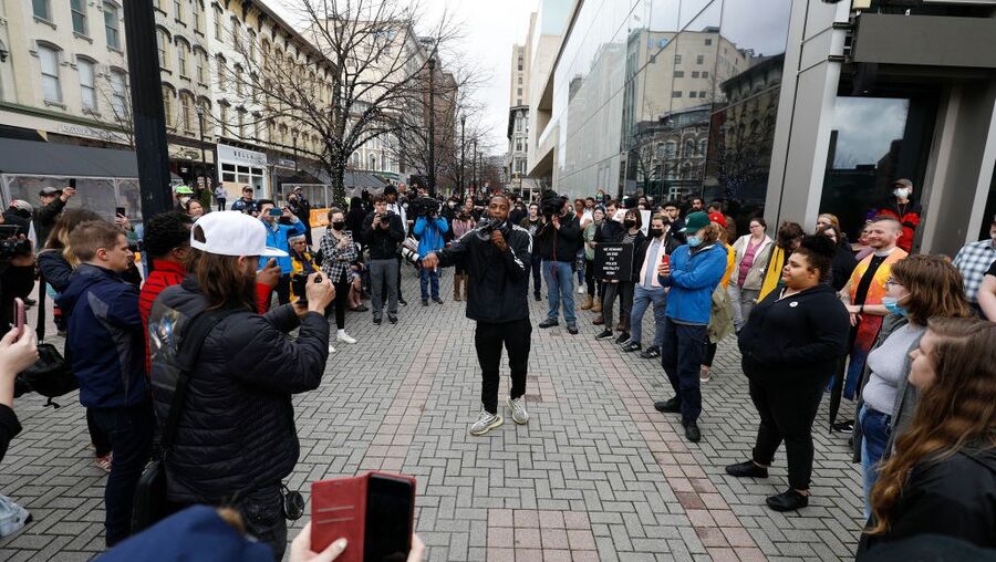 Manifestação pela divulgação do vídeo