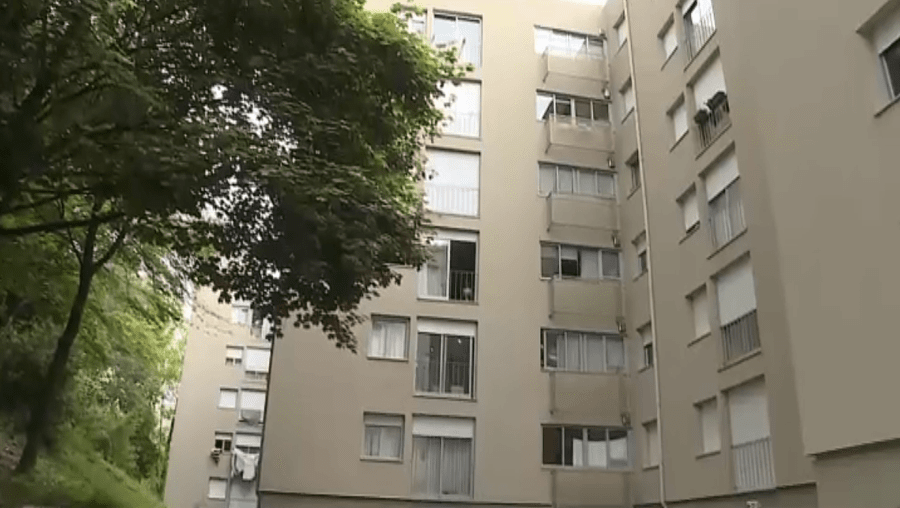 Fogo em cobertor elétrico obriga a evacuar prédio em Guimarães