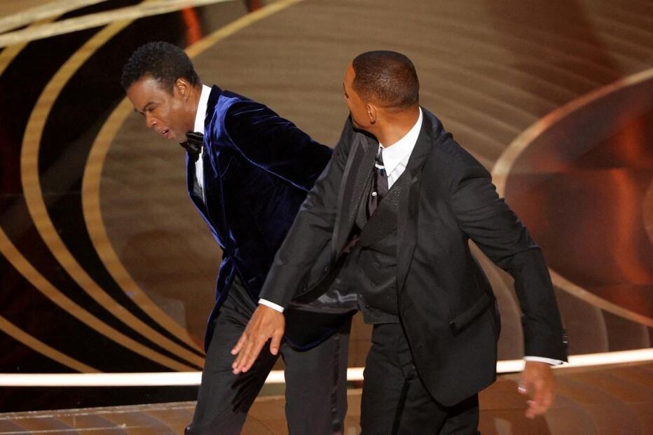 Will Smith agrediu Chris Rock por não gostar de uma piada sobre a sua mulher