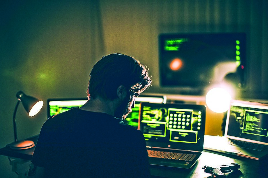 Suspeita-se que  os responsáveis por este ataque pertençam ao grupo Lapsus$,  que atacou a Impresa, dona da SIC