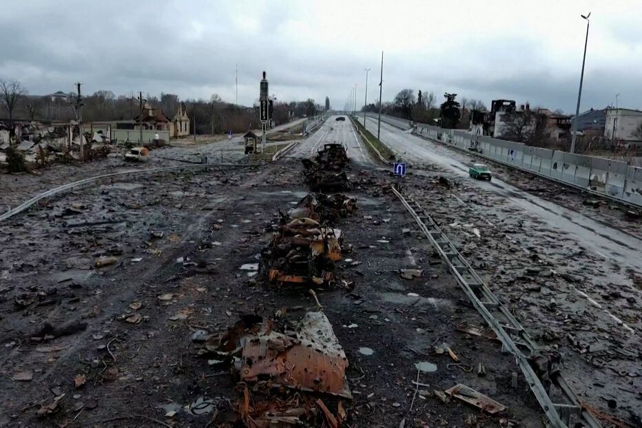 O cenário de destruição deixado pelos combates nos arredores de Kiev