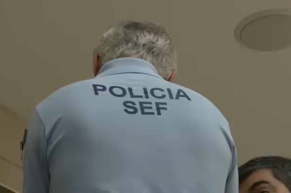 Ministro da Administração Interna extingue SEF a 12 de maio