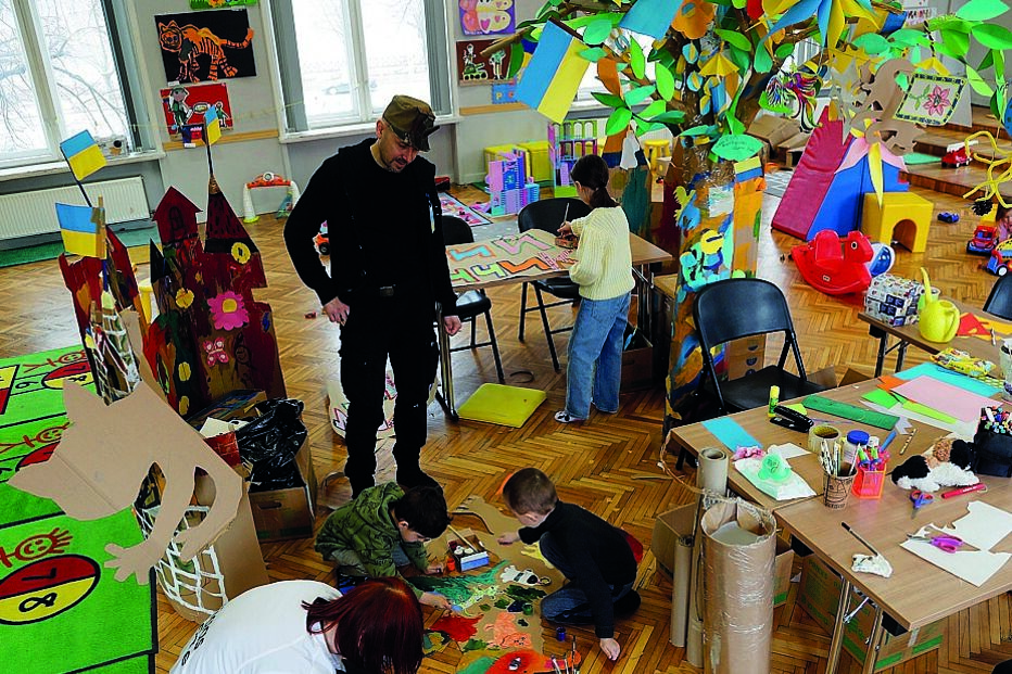 ucrânia, invasão russa, conflito, guerra, crianças, refugiados