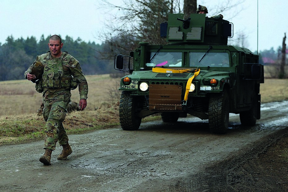 ucrânia, invasão russa, conflito, guerra, exército, militares, polónia