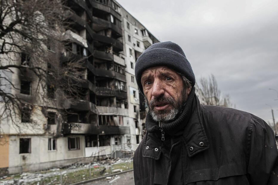 destruição, ucrânia, Borodyanka, guerra, homem