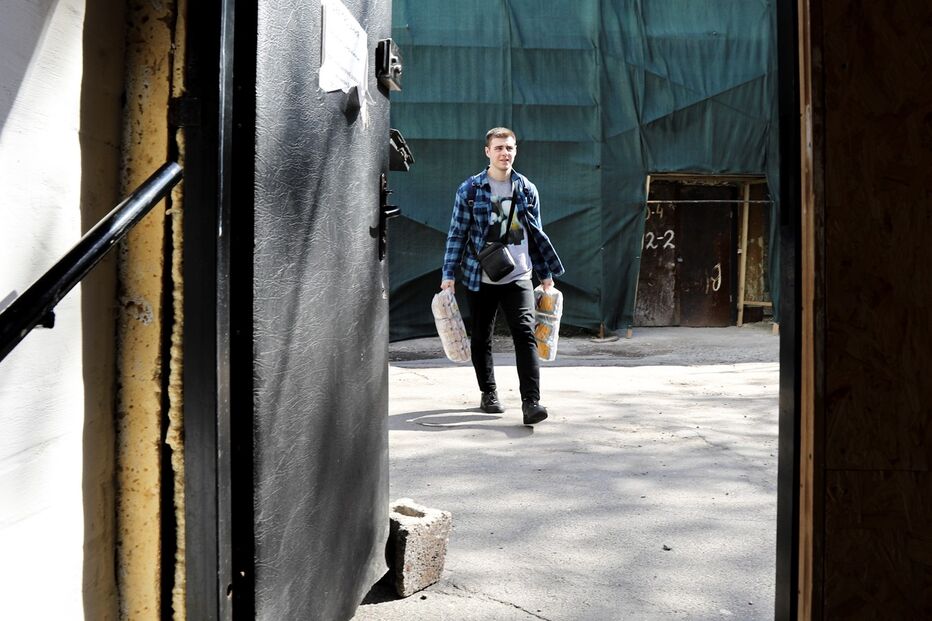 Vladyslav Heraskevych, guerra, ucrânia, entrega de alimentos