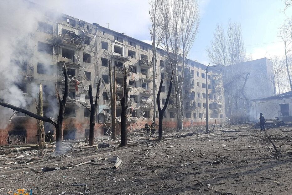 Edifício bombardeado em Kramatorsk