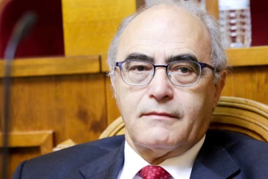 Depósitos milionários na conta do ex-presidente da Câmara do Fundão sob investigação