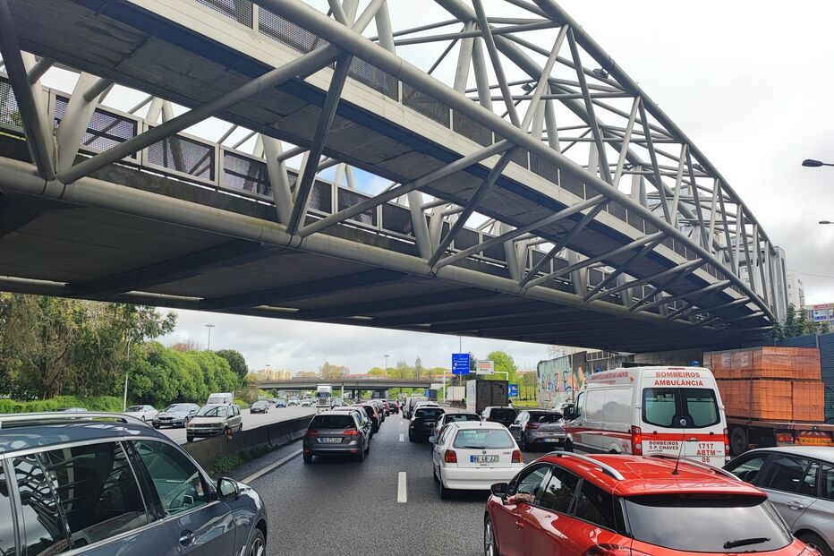 Corte, trânsito, VCI