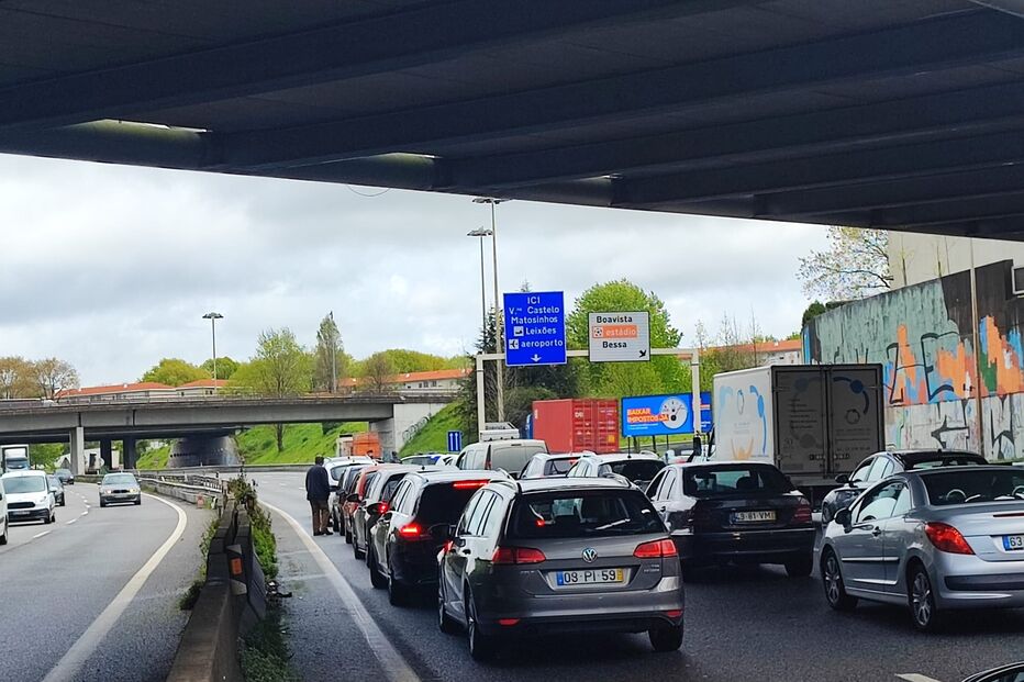 Corte, trânsito, VCI