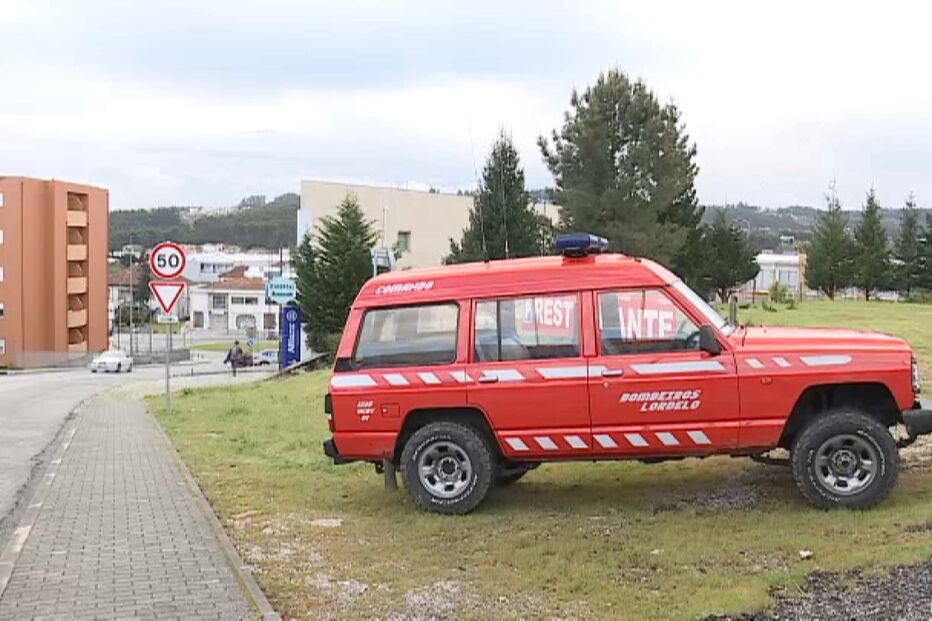 Homem entrega à ex-namorada casa da mãe morta à facada