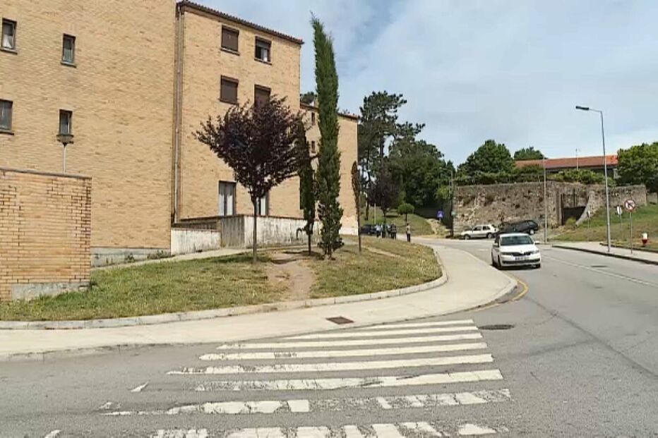 Casal apanhado a consumir droga junto da filha com trissomia 21. Bebé tinha cocaína e heroína no sangue