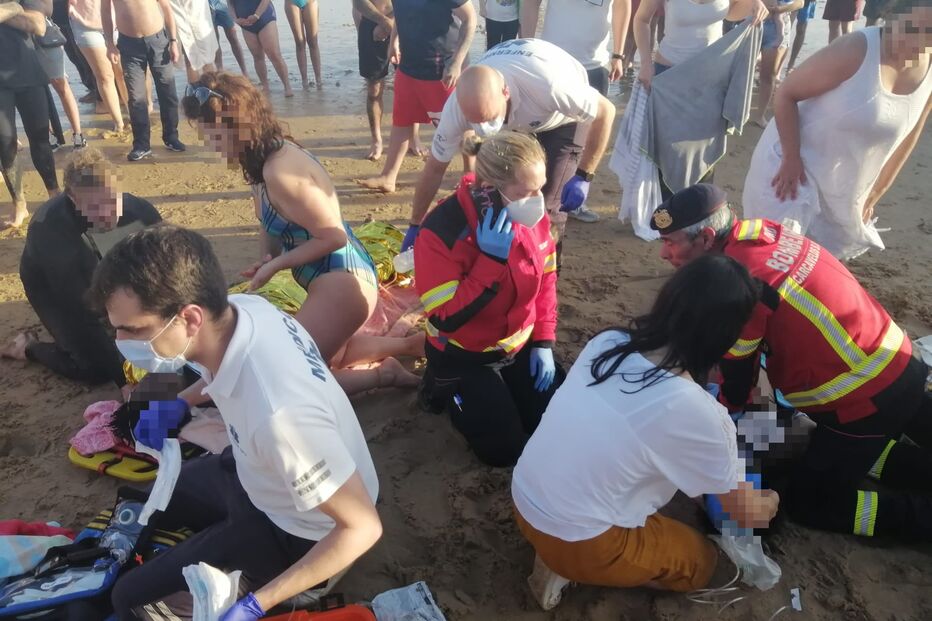 Jovem em estado crítico após afogamento na praia de Carcavelos, em Cascais
