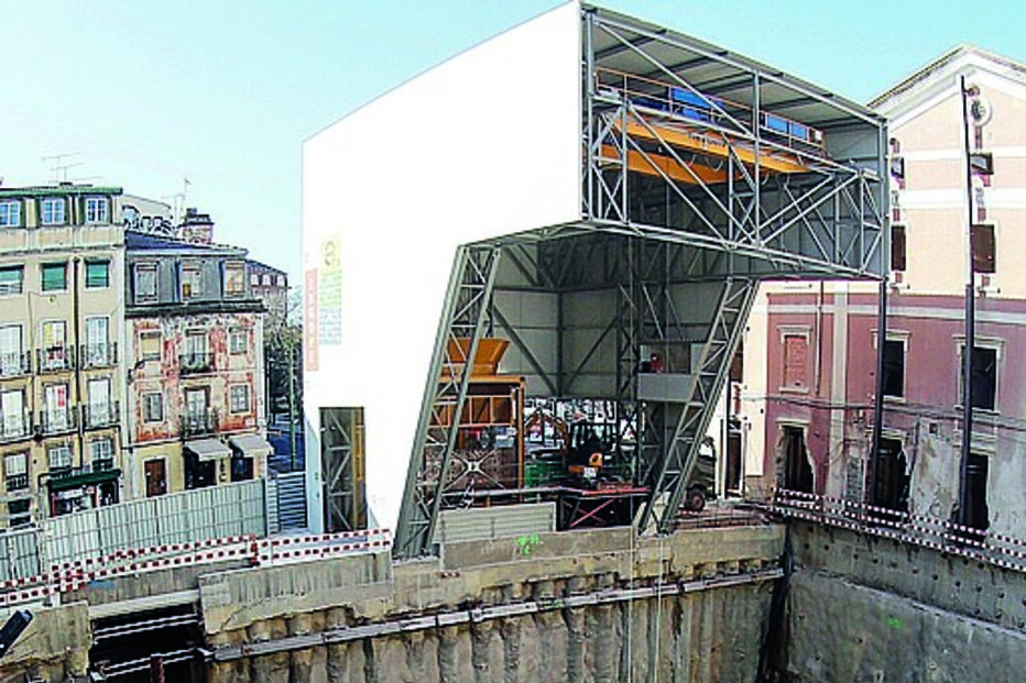 Obras no metro na Estrela