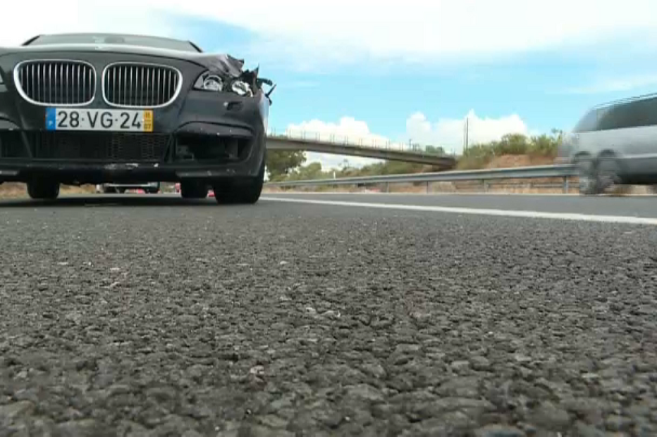 Família de trabalhador atropelado mortalmente na A6 pede 700 mil euros à companhia de seguros