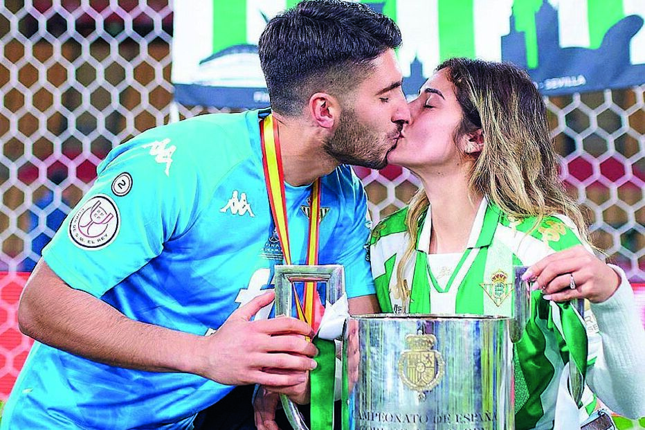 Inês Costa mudou-se para Sevilha para viver com o jogador português