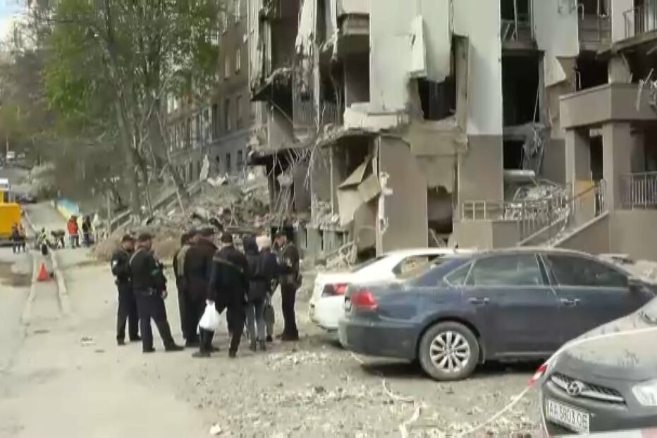 Mísseis vindos da Crimeia matam jornalista em Kiev