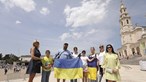 Família ucraniana foi ao Altar do Mundo rezar pela paz