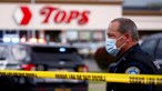 Sobe para 10 o número de vítimas mortais de tiroteio 'em massa' num supermercado em Buffalo, Nova Iorque