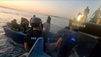 GNR resgata oito migrantes ao largo da ilha de Sardenha em Itália 