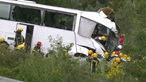 Três mortos e 31 feridos em despiste de autocarro na A1