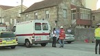 Colisão entre ambulância de carro acaba com morte numa esplanada em Celorico da Beira