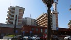Ferido com dois tiros na perna procura ajuda no Hospital Garcia de Orta em Almada